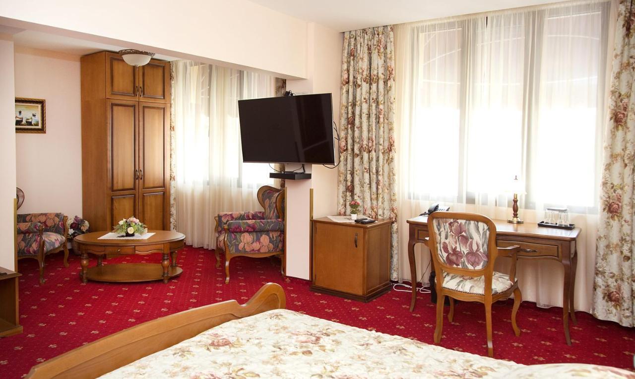 Boutique Hotel Vsk Kentavar Dryanovo  Bagian luar foto