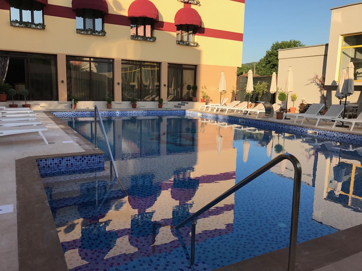 Boutique Hotel Vsk Kentavar Dryanovo  Bagian luar foto
