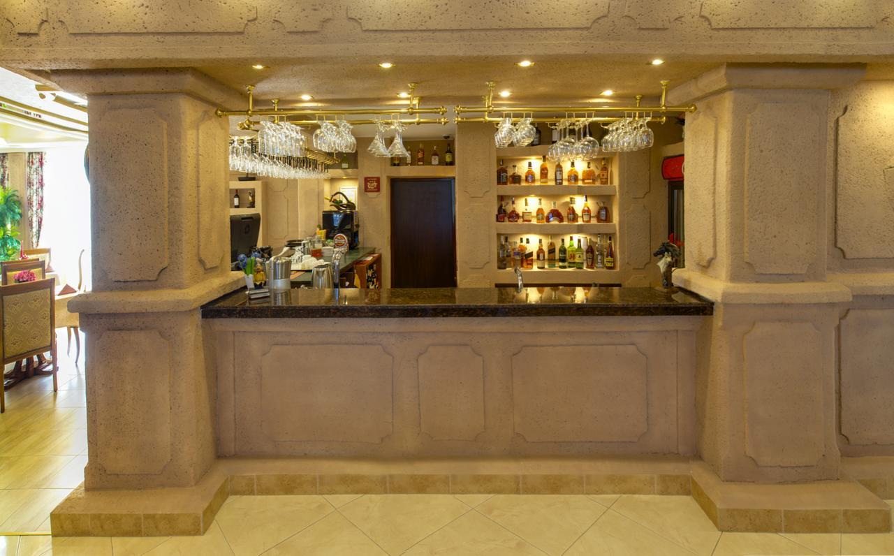 Boutique Hotel Vsk Kentavar Dryanovo  Bagian luar foto